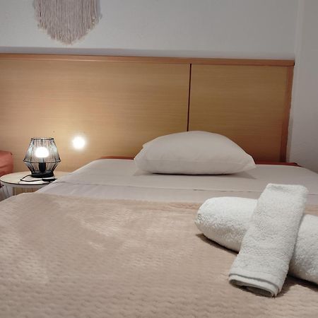 Chez Chantal 3 Chambres Au Centre Touristique De Salou Avec Garage 외부 사진