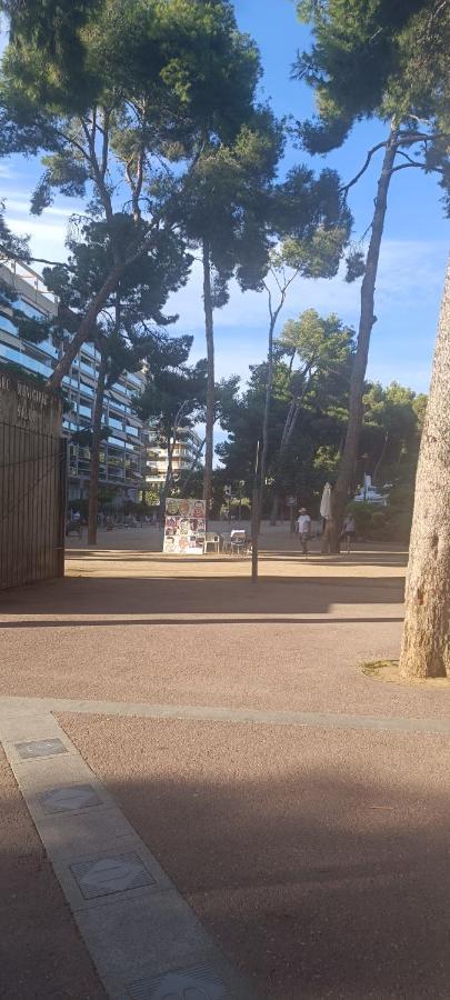 Chez Chantal 3 Chambres Au Centre Touristique De Salou Avec Garage 외부 사진