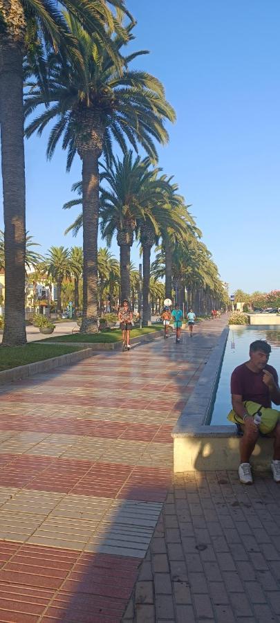 Chez Chantal 3 Chambres Au Centre Touristique De Salou Avec Garage 외부 사진