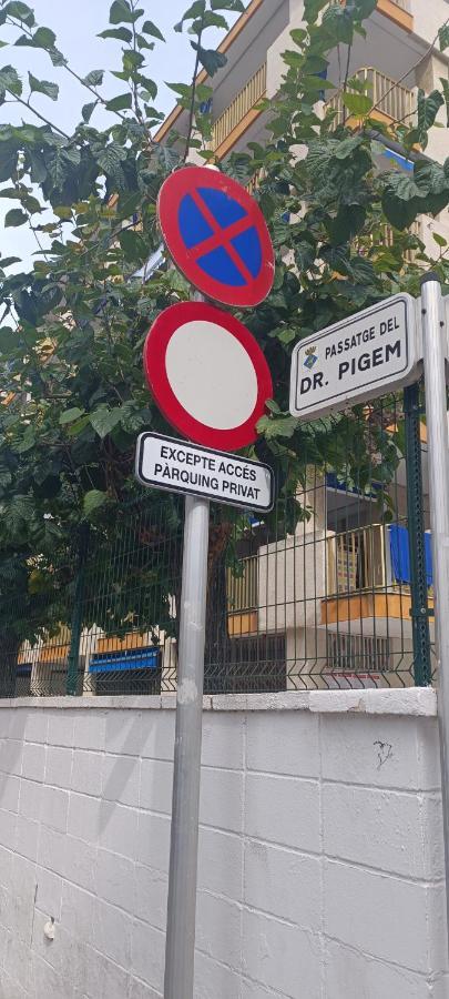 Chez Chantal 3 Chambres Au Centre Touristique De Salou Avec Garage 외부 사진