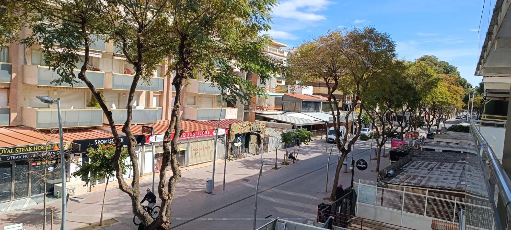 Chez Chantal 3 Chambres Au Centre Touristique De Salou Avec Garage 외부 사진