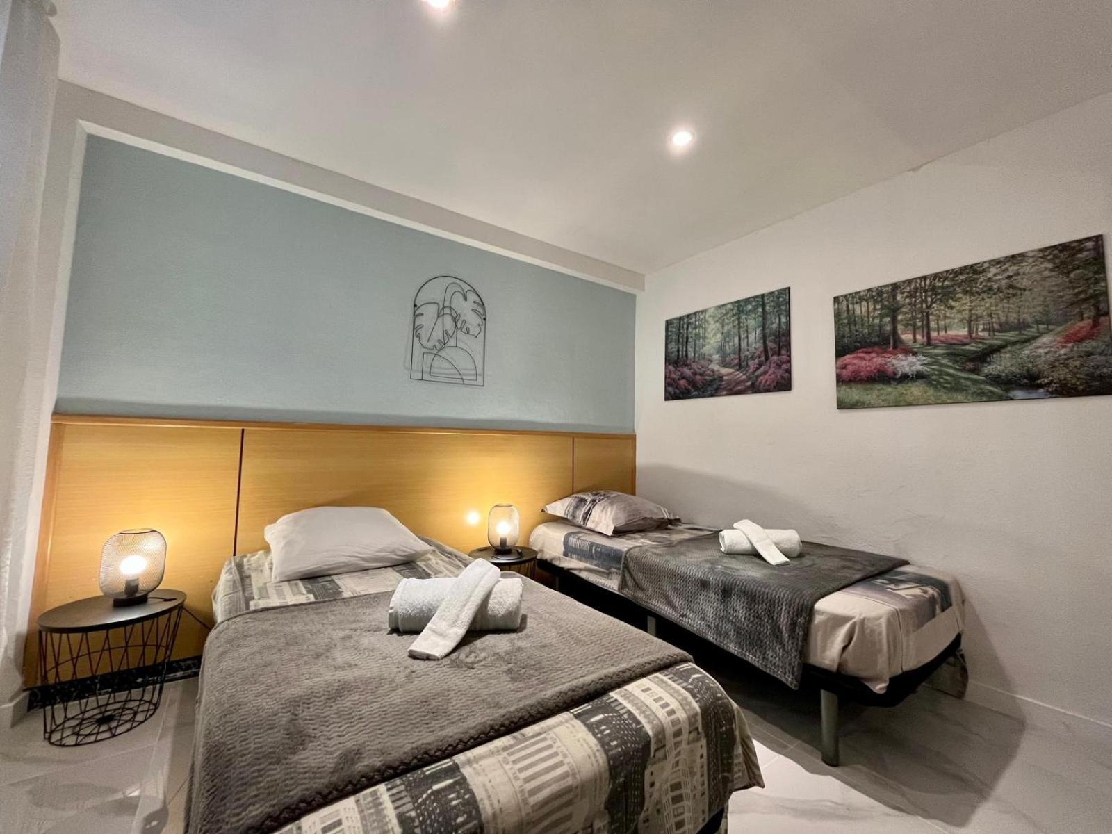 Chez Chantal 3 Chambres Au Centre Touristique De Salou Avec Garage 외부 사진