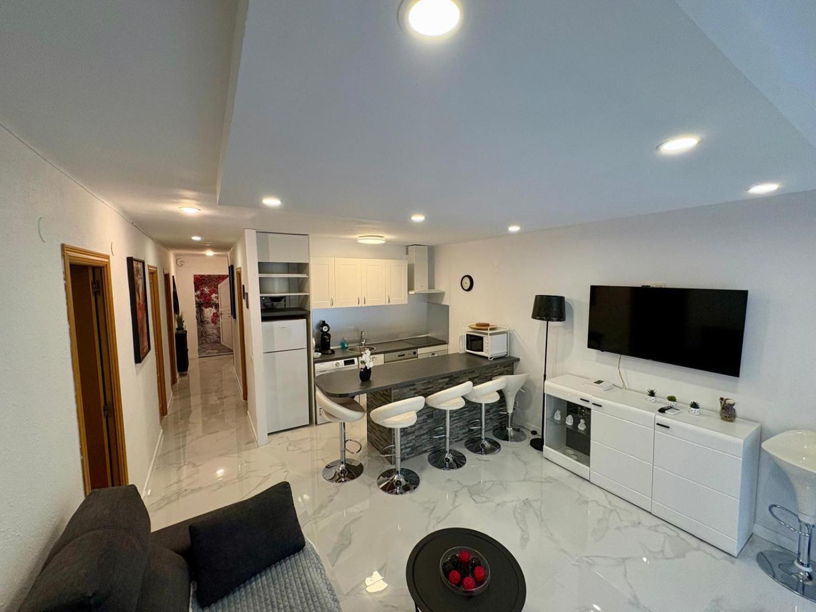 Chez Chantal 3 Chambres Au Centre Touristique De Salou Avec Garage 외부 사진