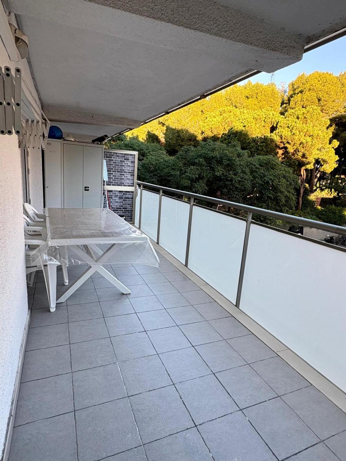Chez Chantal 3 Chambres Au Centre Touristique De Salou Avec Garage 외부 사진